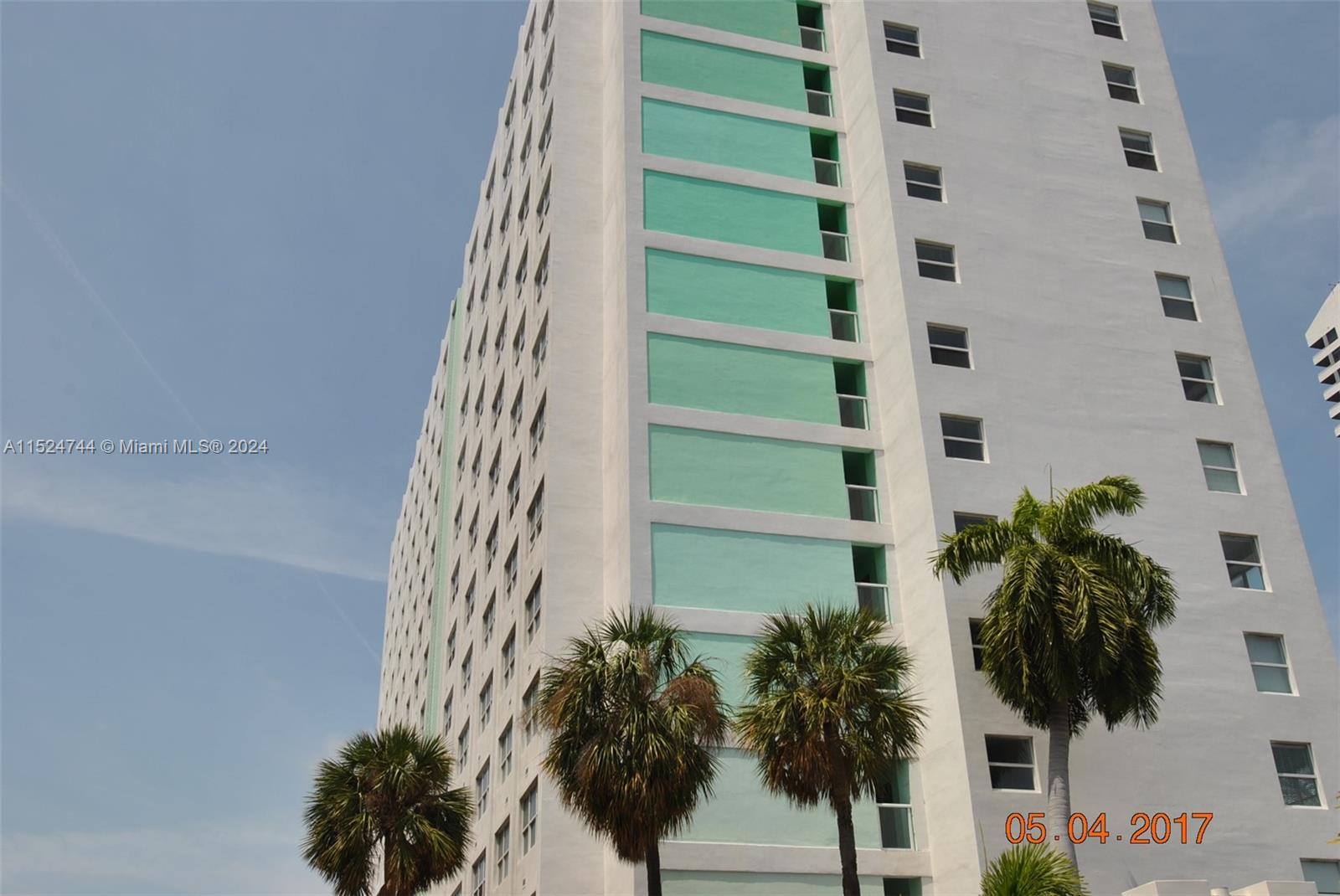 1250  West Ave #11P For Sale A11524744, FL