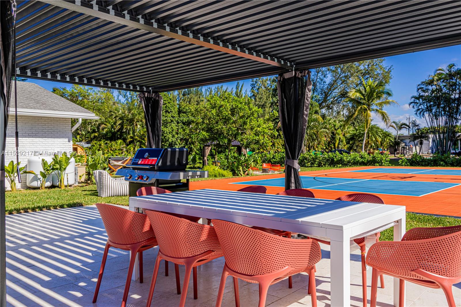 11300 SW 1st St, Plantation, Florida 33325, 8 Bedrooms Bedrooms, ,4 BathroomsBathrooms,Residential,For Sale,11300 SW 1st St,A11529217