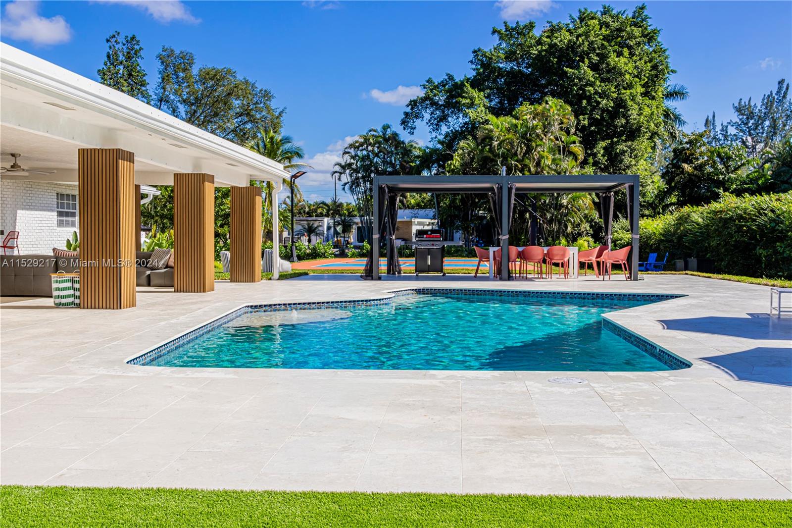 11300 SW 1st St, Plantation, Florida 33325, 8 Bedrooms Bedrooms, ,4 BathroomsBathrooms,Residential,For Sale,11300 SW 1st St,A11529217