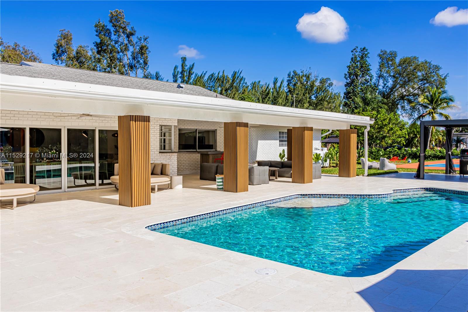 11300 SW 1st St, Plantation, Florida 33325, 8 Bedrooms Bedrooms, ,4 BathroomsBathrooms,Residential,For Sale,11300 SW 1st St,A11529217