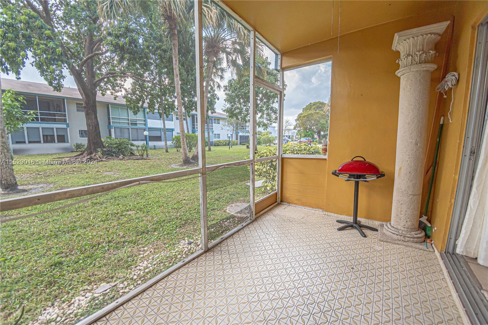 5800 Margate Blvd 713-7, Margate, Florida 33063, 2 Bedrooms Bedrooms, ,1 BathroomBathrooms,Residential,For Sale,5800 Margate Blvd 713-7,A11529016