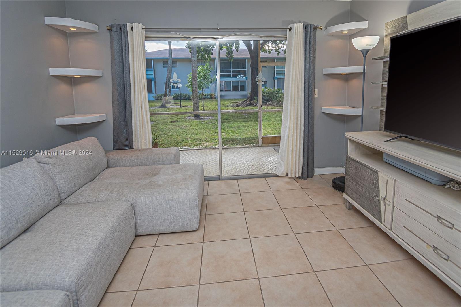 5800 Margate Blvd 713-7, Margate, Florida 33063, 2 Bedrooms Bedrooms, ,1 BathroomBathrooms,Residential,For Sale,5800 Margate Blvd 713-7,A11529016