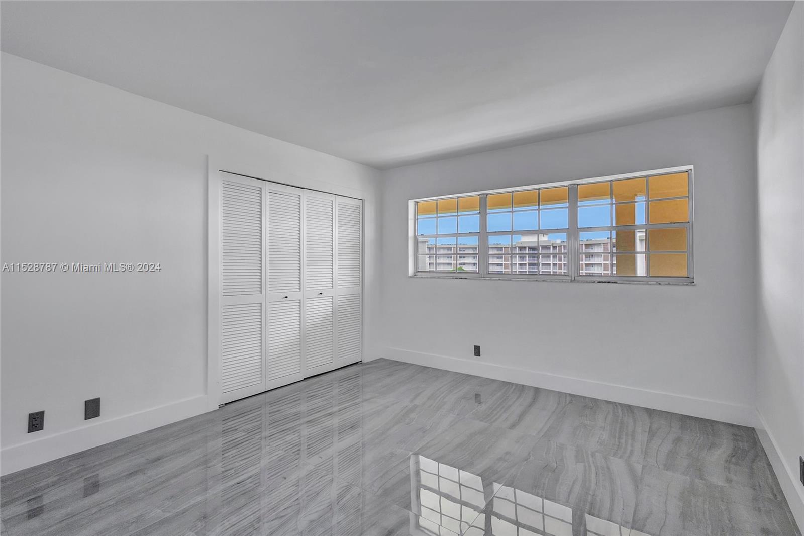 3091 N Course Dr 702, Pompano Beach, Florida 33069, 2 Bedrooms Bedrooms, ,2 BathroomsBathrooms,Residential,For Sale,3091 N Course Dr 702,A11528787