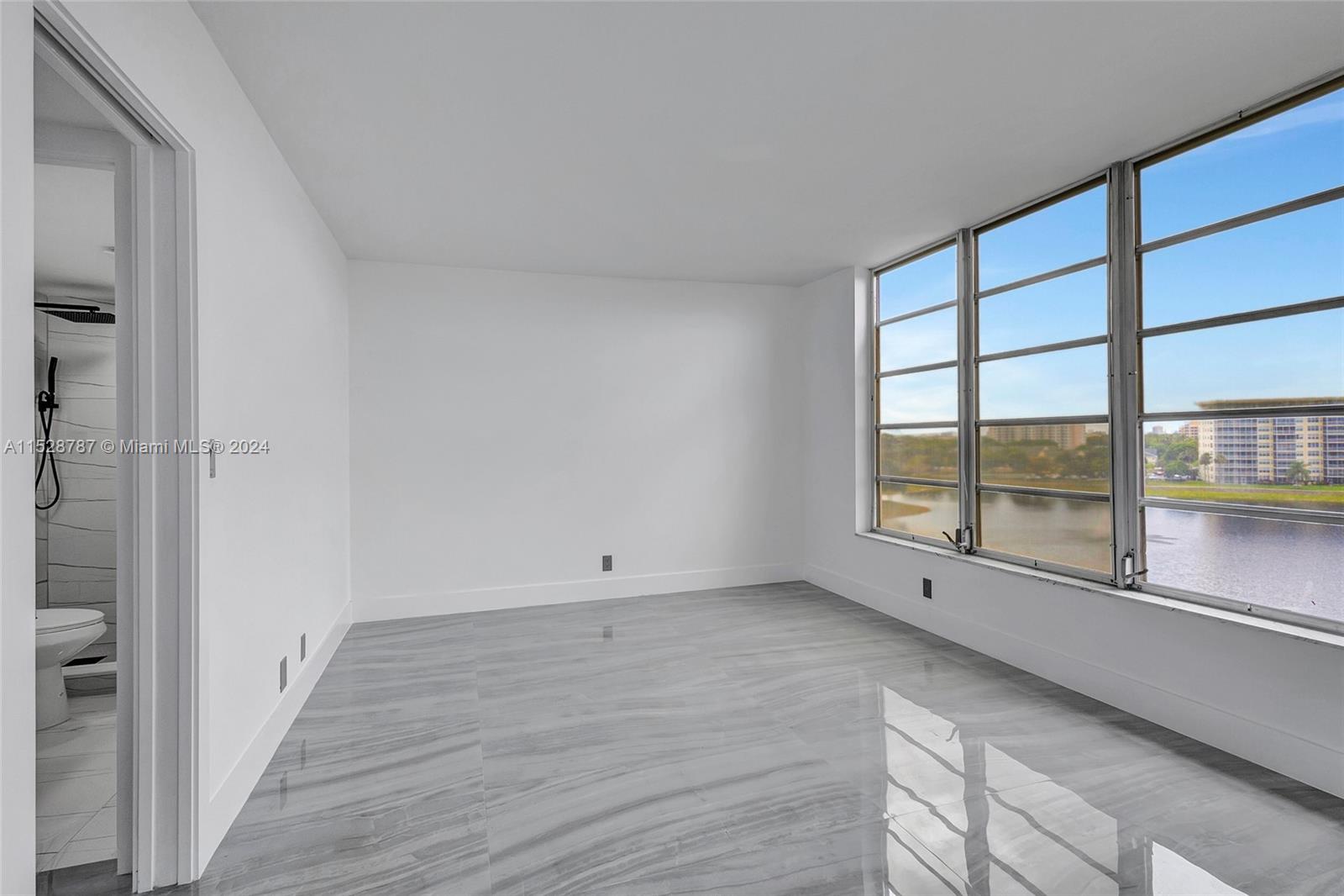 3091 N Course Dr 702, Pompano Beach, Florida 33069, 2 Bedrooms Bedrooms, ,2 BathroomsBathrooms,Residential,For Sale,3091 N Course Dr 702,A11528787