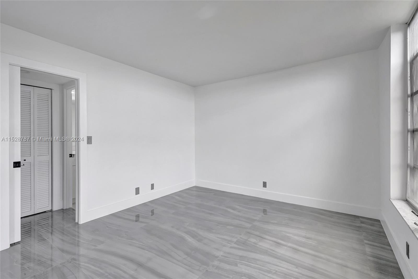 3091 N Course Dr 702, Pompano Beach, Florida 33069, 2 Bedrooms Bedrooms, ,2 BathroomsBathrooms,Residential,For Sale,3091 N Course Dr 702,A11528787