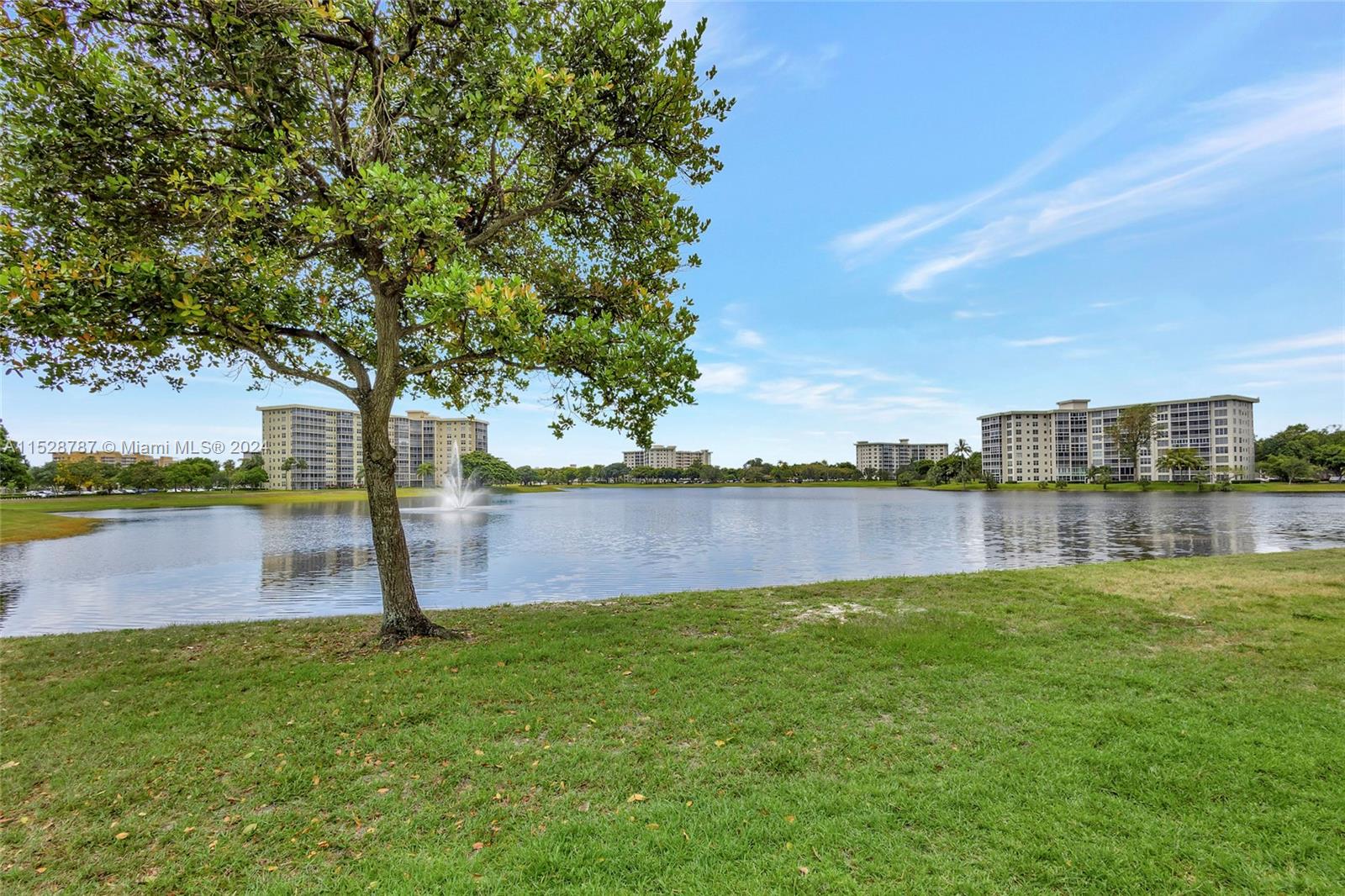 3091 N Course Dr 702, Pompano Beach, Florida 33069, 2 Bedrooms Bedrooms, ,2 BathroomsBathrooms,Residential,For Sale,3091 N Course Dr 702,A11528787