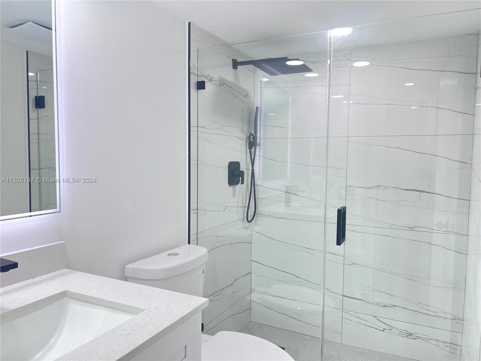3091 N Course Dr 702, Pompano Beach, Florida 33069, 2 Bedrooms Bedrooms, ,2 BathroomsBathrooms,Residential,For Sale,3091 N Course Dr 702,A11528787