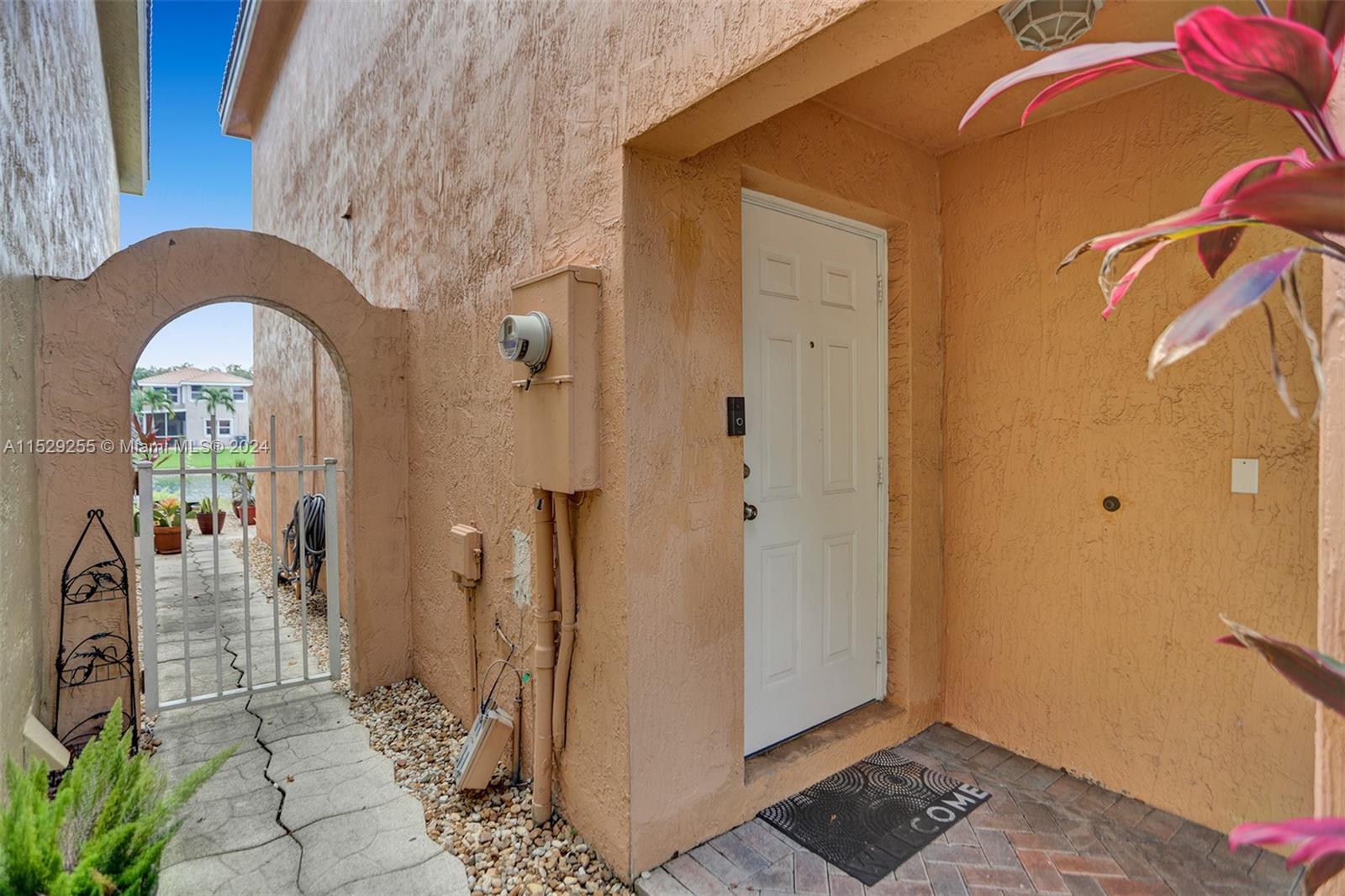 9316 NW 55th St, Sunrise, Florida 33351, 3 Bedrooms Bedrooms, ,2 BathroomsBathrooms,Residential,For Sale,9316 NW 55th St,A11529255