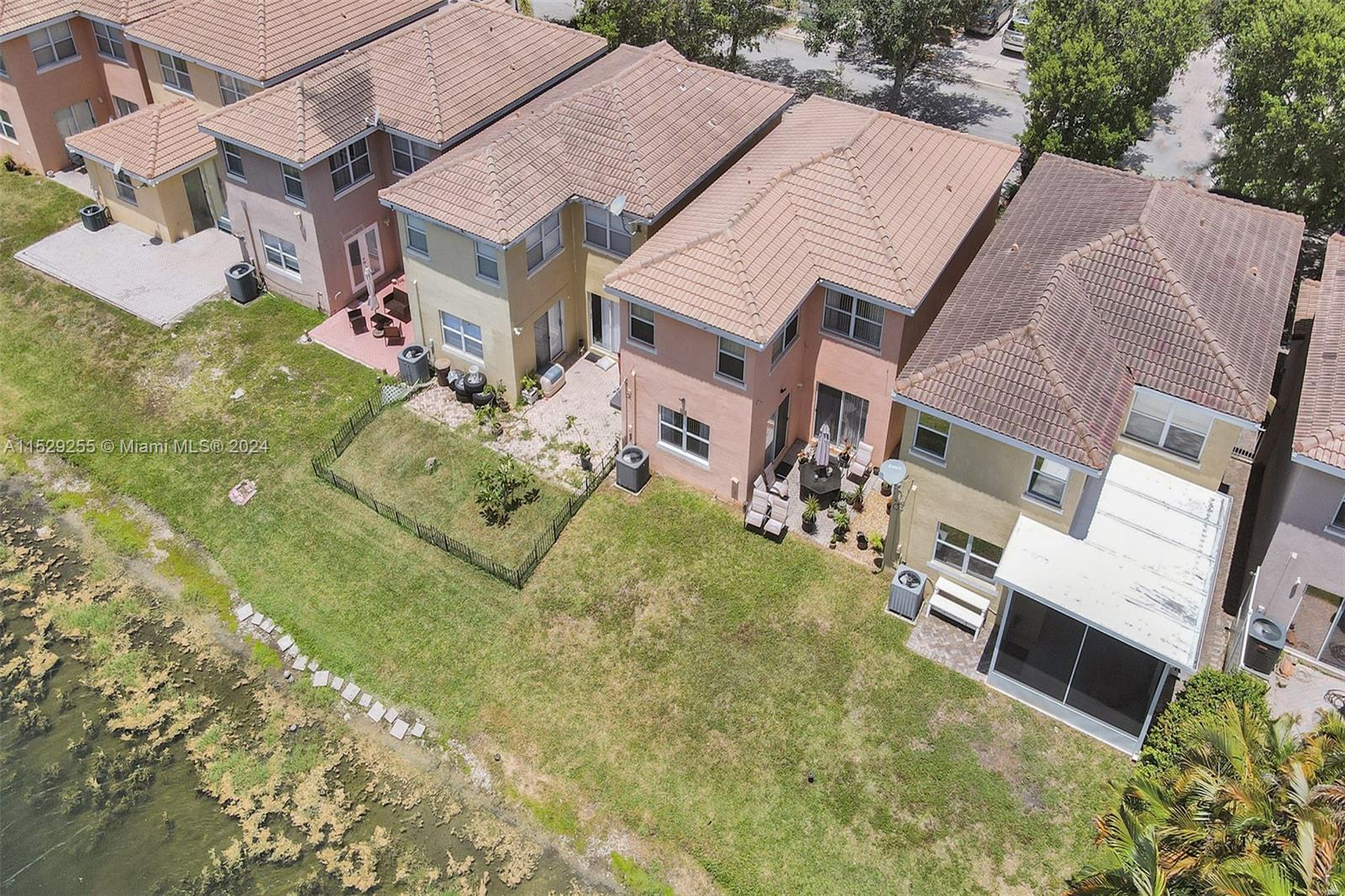 9316 NW 55th St, Sunrise, Florida 33351, 3 Bedrooms Bedrooms, ,2 BathroomsBathrooms,Residential,For Sale,9316 NW 55th St,A11529255