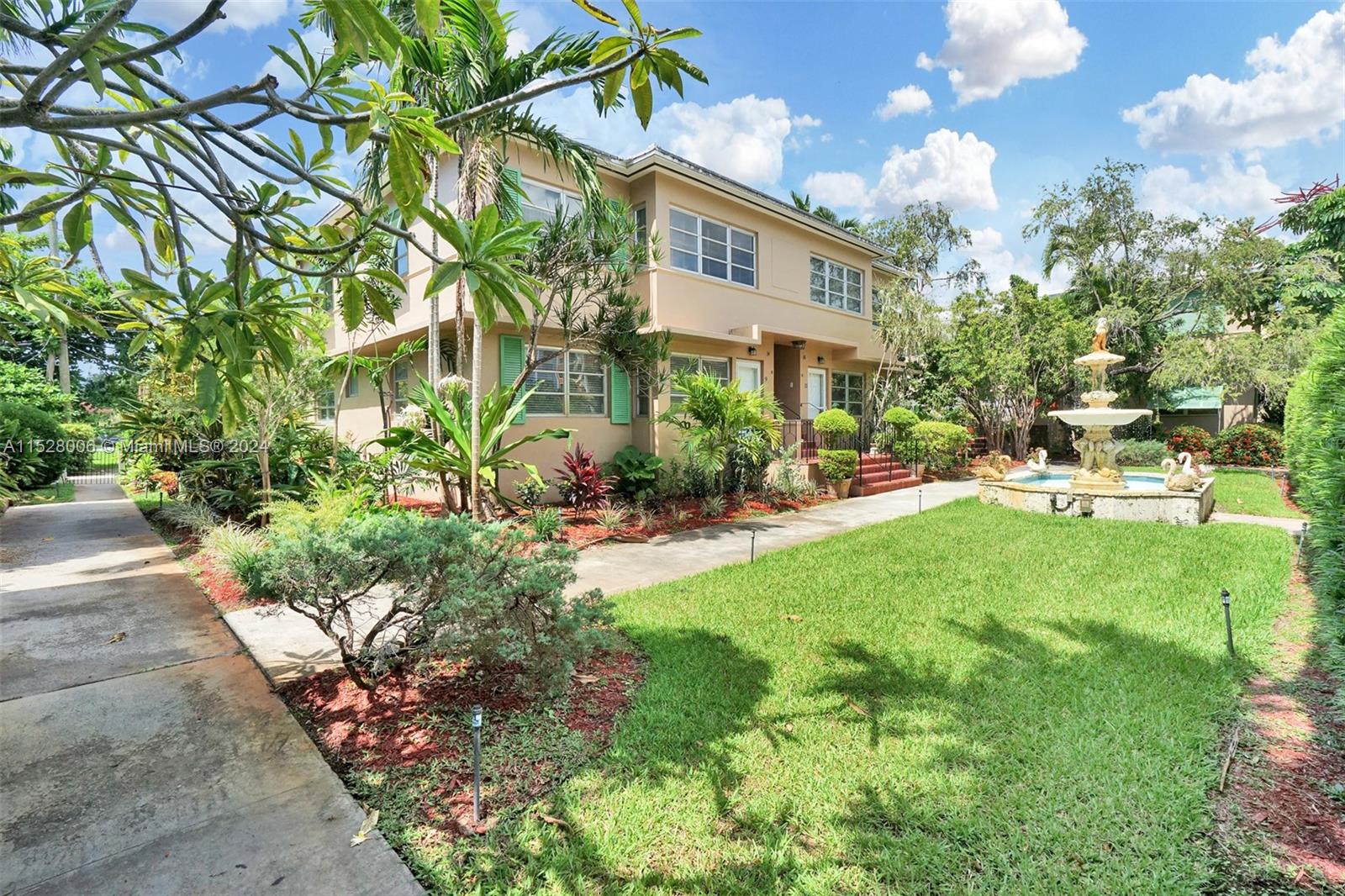 30  Almeria Ave #5 For Sale A11528006, FL