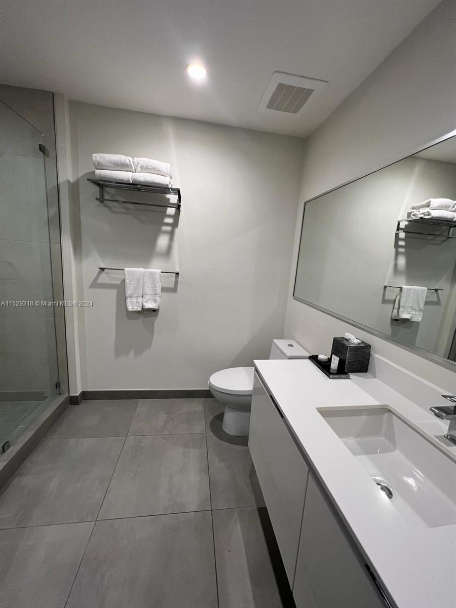 777 N Ocean Dr S208, Hollywood, Florida 33019, 2 Bedrooms Bedrooms, ,1 BathroomBathrooms,Residentiallease,For Rent,777 N Ocean Dr S208,A11529318