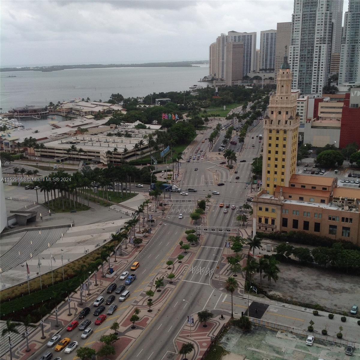 888 Biscayne Blvd 2603, Miami, Florida 33132, 1 Bedroom Bedrooms, ,1 BathroomBathrooms,Residentiallease,For Rent,888 Biscayne Blvd 2603,A11529168