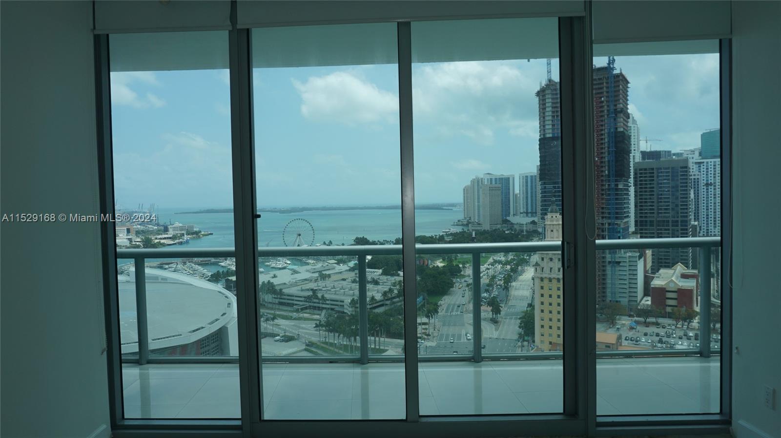 888 Biscayne Blvd 2603, Miami, Florida 33132, 1 Bedroom Bedrooms, ,1 BathroomBathrooms,Residentiallease,For Rent,888 Biscayne Blvd 2603,A11529168