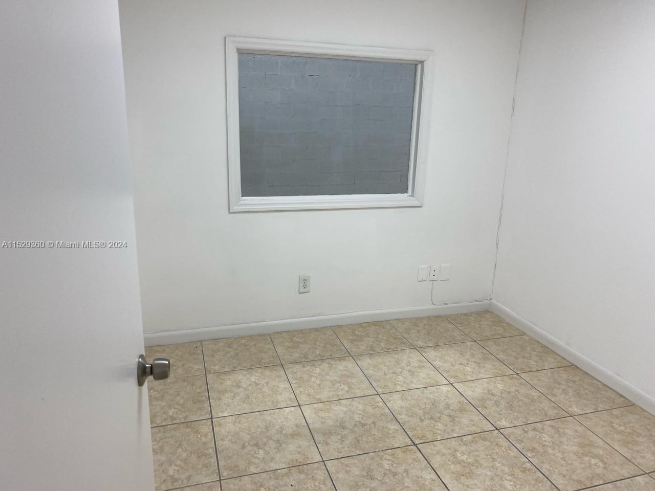 2818-2820 NW 72nd Ave, Miami, Florida 33122, ,Commerciallease,For Rent,2818-2820 NW 72nd Ave,A11529360