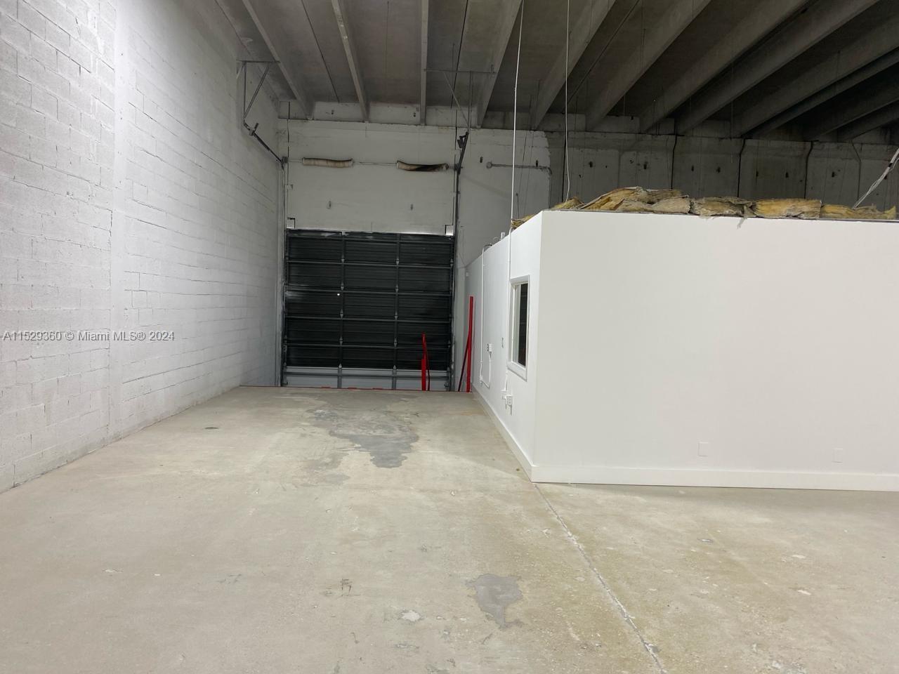 2818-2820 NW 72nd Ave, Miami, Florida 33122, ,Commerciallease,For Rent,2818-2820 NW 72nd Ave,A11529360