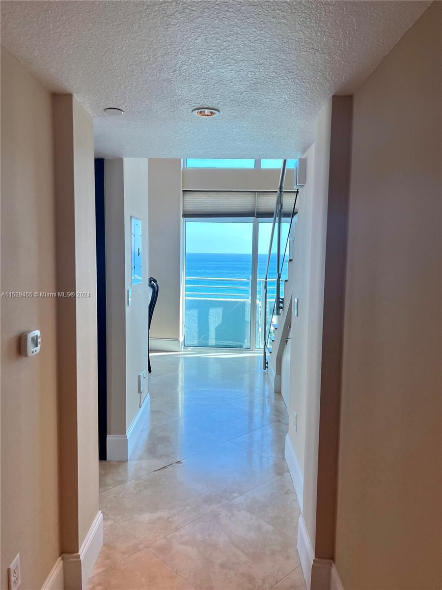 7600 Collins Ave 1203, Miami Beach, Florida 33141, 2 Bedrooms Bedrooms, ,2 BathroomsBathrooms,Residentiallease,For Rent,7600 Collins Ave 1203,A11529455