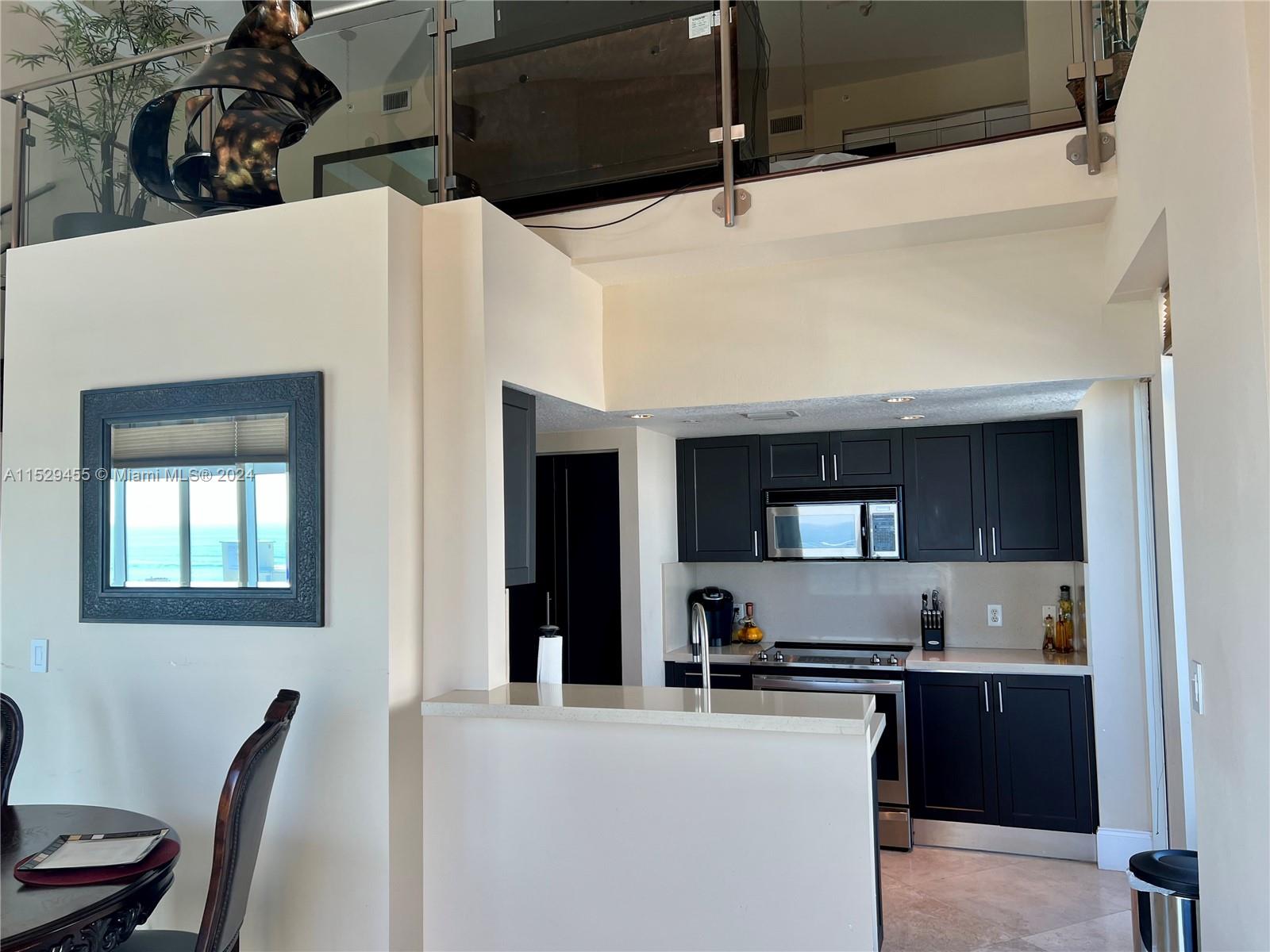 7600 Collins Ave 1203, Miami Beach, Florida 33141, 2 Bedrooms Bedrooms, ,2 BathroomsBathrooms,Residentiallease,For Rent,7600 Collins Ave 1203,A11529455