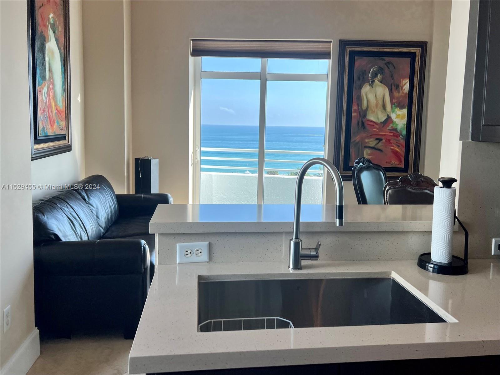 7600 Collins Ave 1203, Miami Beach, Florida 33141, 2 Bedrooms Bedrooms, ,2 BathroomsBathrooms,Residentiallease,For Rent,7600 Collins Ave 1203,A11529455