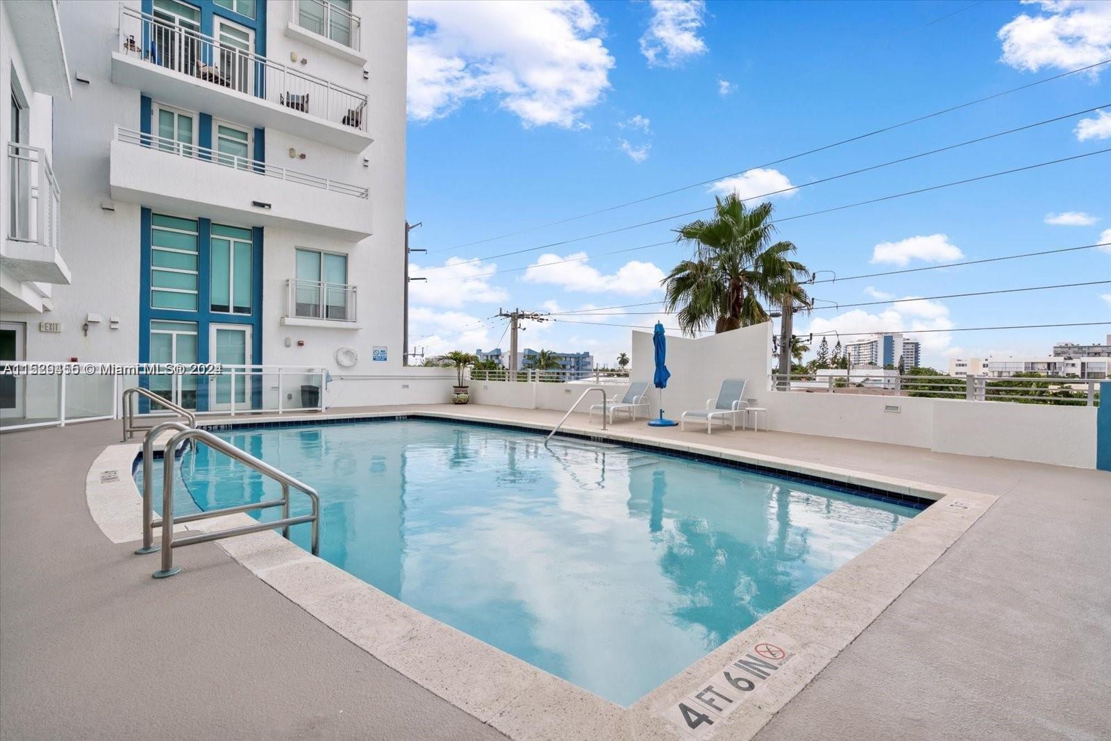 7600 Collins Ave 1203, Miami Beach, Florida 33141, 2 Bedrooms Bedrooms, ,2 BathroomsBathrooms,Residentiallease,For Rent,7600 Collins Ave 1203,A11529455