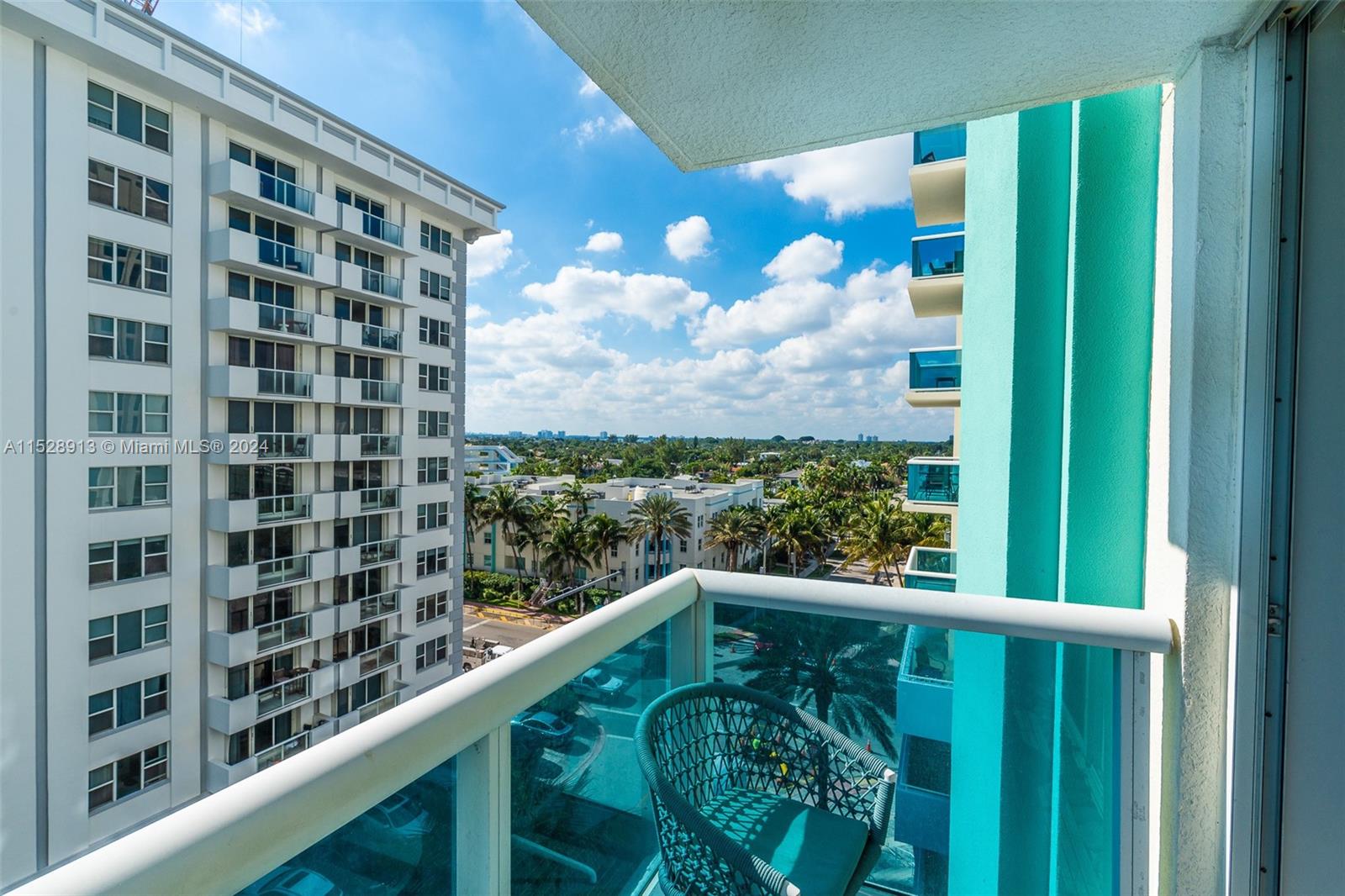 9201 Collins Ave 723, Surfside, Florida 33154, 1 Bedroom Bedrooms, ,1 BathroomBathrooms,Residentiallease,For Rent,9201 Collins Ave 723,A11528913