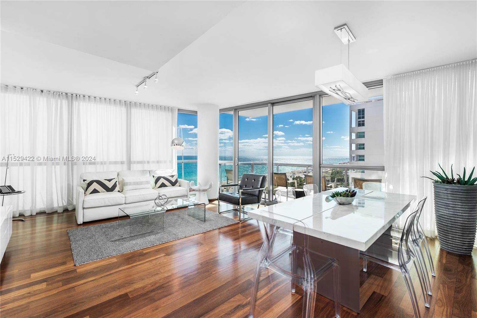 101 20th St 2104, Miami Beach, Florida 33139, 2 Bedrooms Bedrooms, ,2 BathroomsBathrooms,Residential,For Sale,101 20th St 2104,A11529422
