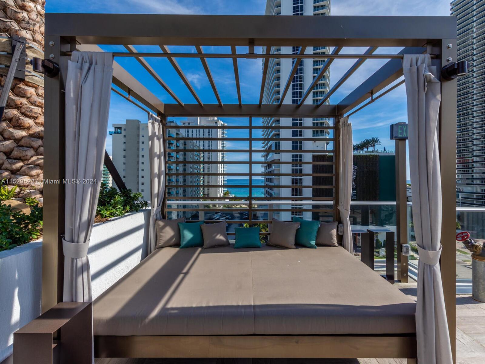 4010 S Ocean Dr T3705, Hollywood, Florida 33019, 2 Bedrooms Bedrooms, ,2 BathroomsBathrooms,Residentiallease,For Rent,4010 S Ocean Dr T3705,A11529522