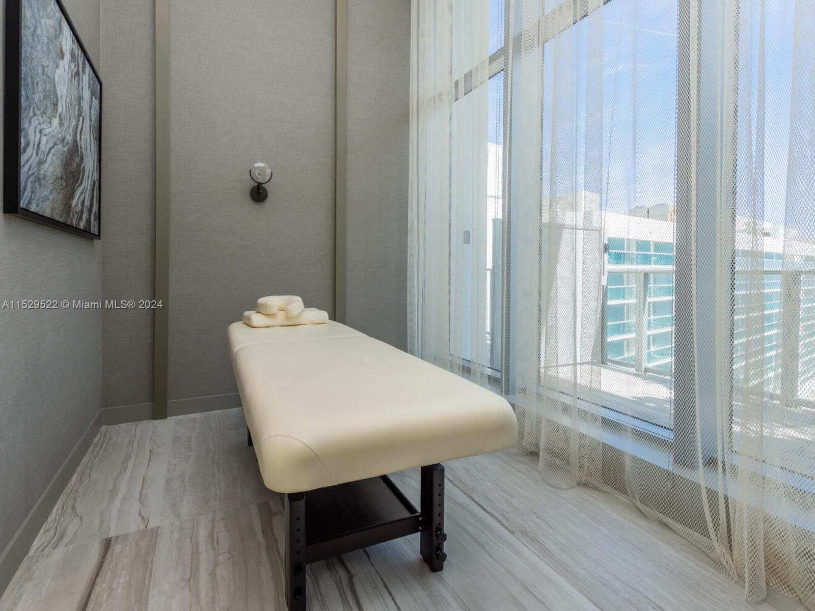 4010 S Ocean Dr T3705, Hollywood, Florida 33019, 2 Bedrooms Bedrooms, ,2 BathroomsBathrooms,Residentiallease,For Rent,4010 S Ocean Dr T3705,A11529522