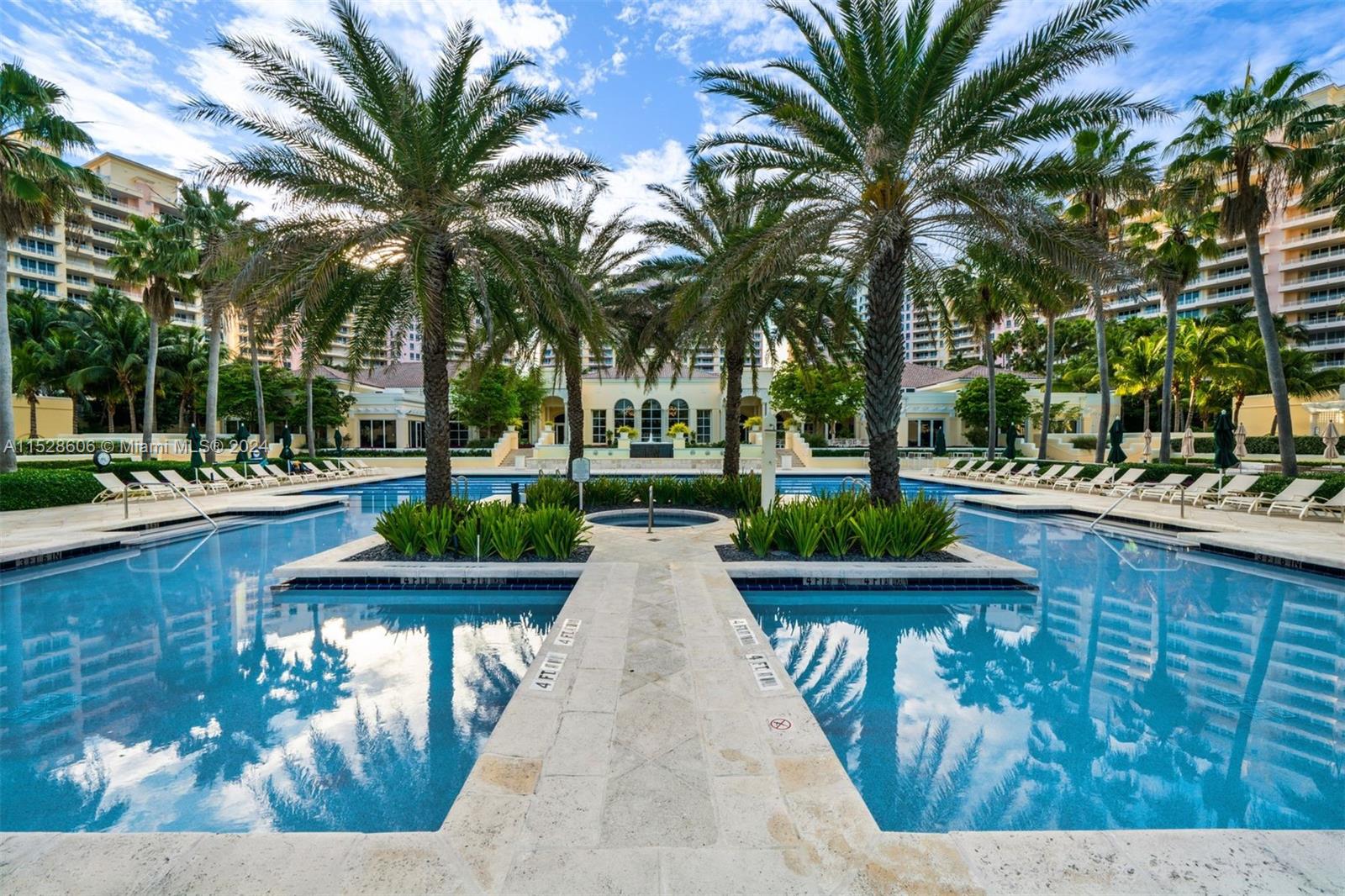 717 Crandon Blvd 308, Key Biscayne, Florida 33149, 2 Bedrooms Bedrooms, ,2 BathroomsBathrooms,Residential,For Sale,717 Crandon Blvd 308,A11528606