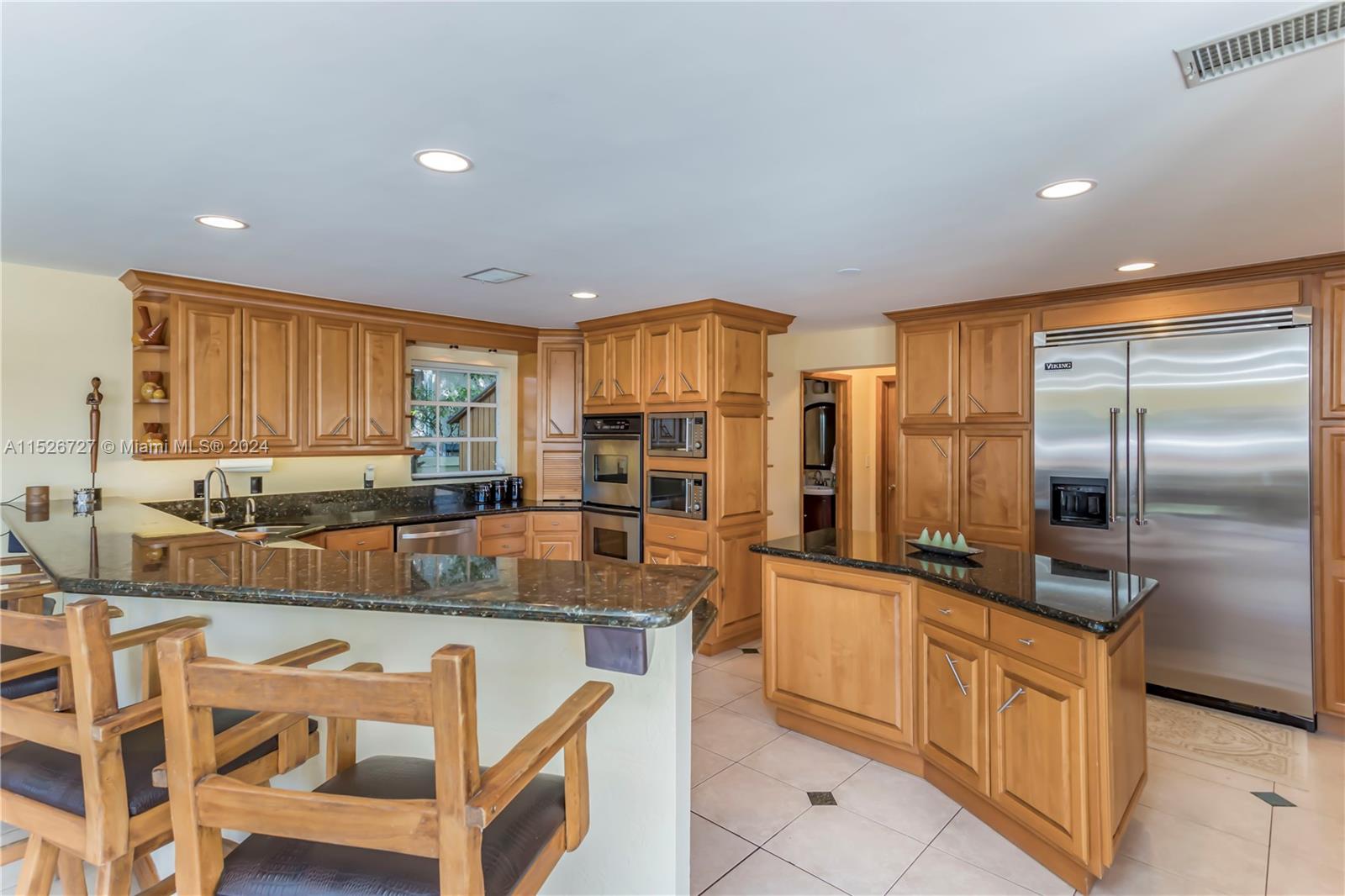 1970 NE 118 Rd 0, North Miami, Florida 33181, 6 Bedrooms Bedrooms, ,5 BathroomsBathrooms,Residentiallease,For Rent,1970 NE 118 Rd 0,A11526727