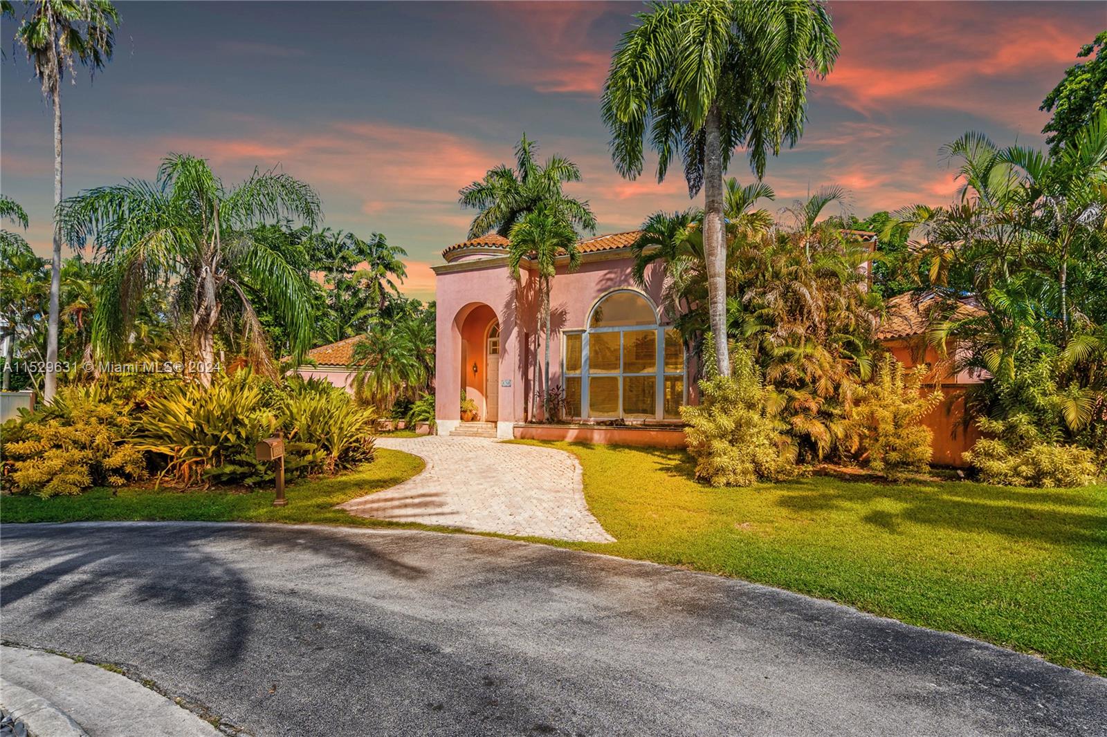 8768 SW 62nd Ct, Pinecrest, Florida 33156, 5 Bedrooms Bedrooms, ,4 BathroomsBathrooms,Residential,For Sale,8768 SW 62nd Ct,A11529631