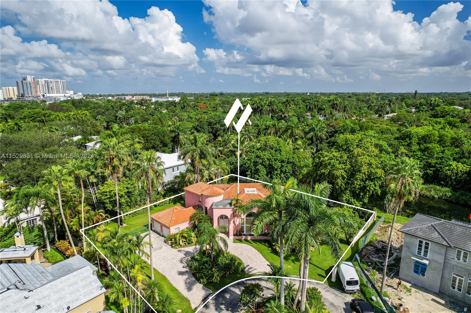8768 SW 62nd Ct, Pinecrest, Florida 33156, 5 Bedrooms Bedrooms, ,4 BathroomsBathrooms,Residential,For Sale,8768 SW 62nd Ct,A11529631