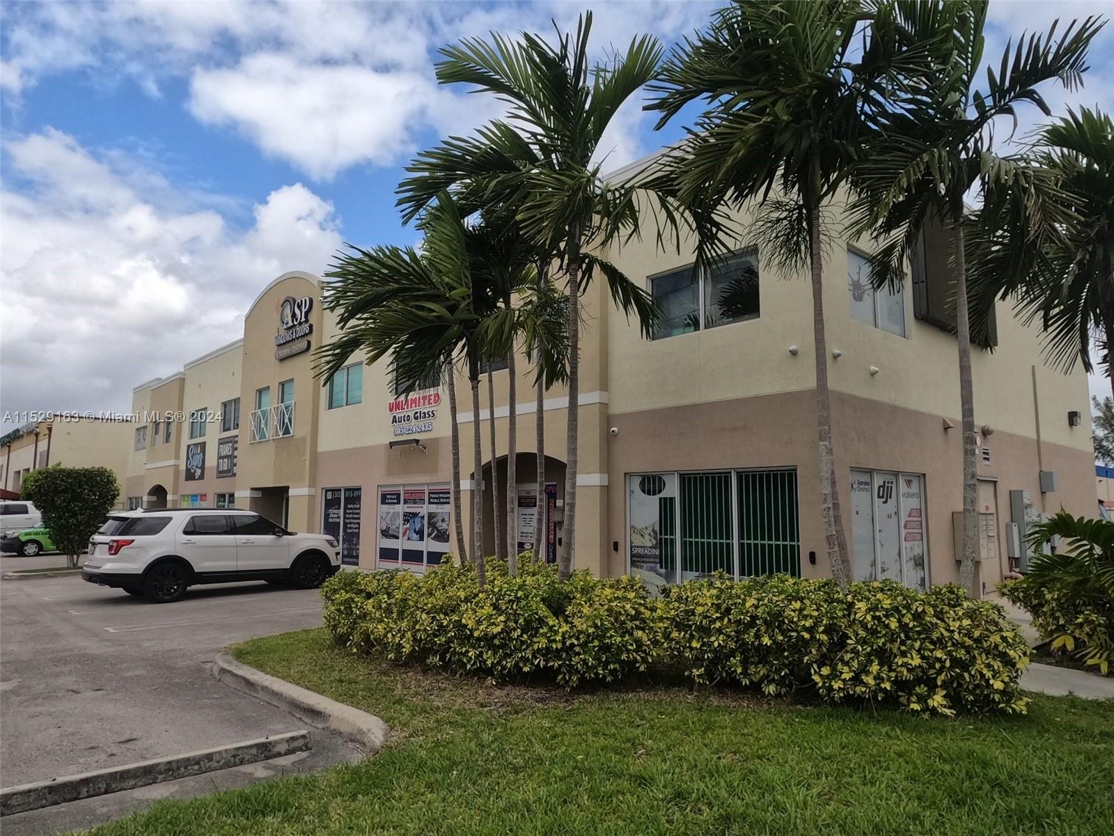 10801 NW 14th St, Sweetwater, Florida 33172, ,Commerciallease,For Rent,10801 NW 14th St,A11529163