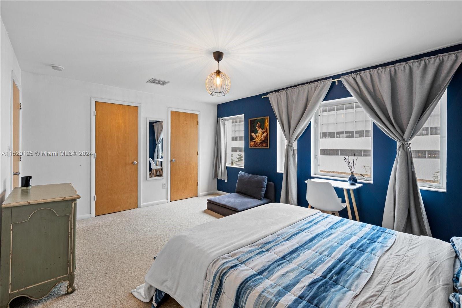 726 NE 5th Ave 726, Fort Lauderdale, Florida 33304, 2 Bedrooms Bedrooms, ,2 BathroomsBathrooms,Residentiallease,For Rent,726 NE 5th Ave 726,A11529125