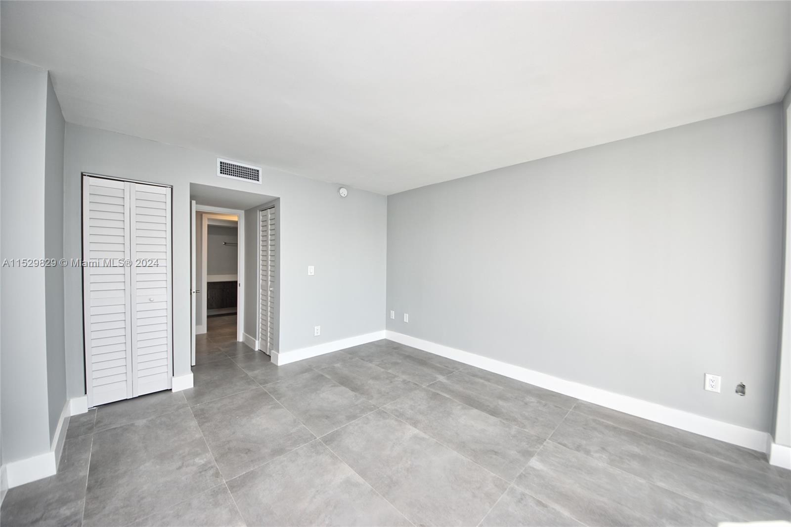 1660 NE 191st St 309-1, Miami, Florida 33179, 2 Bedrooms Bedrooms, ,2 BathroomsBathrooms,Residentiallease,For Rent,1660 NE 191st St 309-1,A11529829