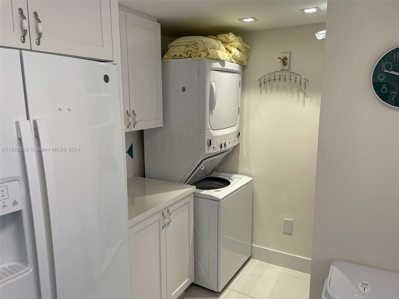 881 Ocean Dr TH8, Key Biscayne, Florida 33149, 2 Bedrooms Bedrooms, ,2 BathroomsBathrooms,Residentiallease,For Rent,881 Ocean Dr TH8,A11528532