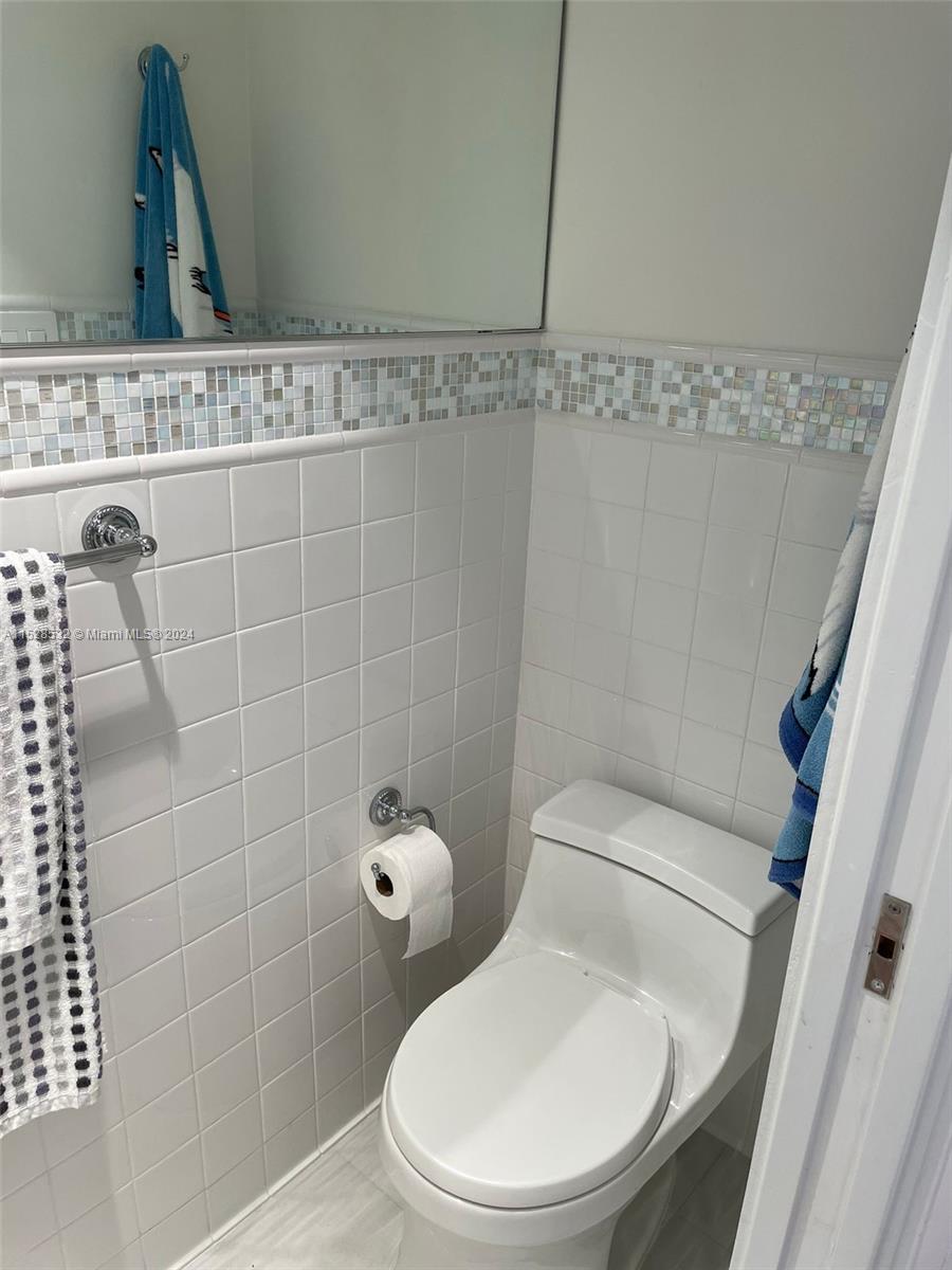 881 Ocean Dr TH8, Key Biscayne, Florida 33149, 2 Bedrooms Bedrooms, ,2 BathroomsBathrooms,Residentiallease,For Rent,881 Ocean Dr TH8,A11528532