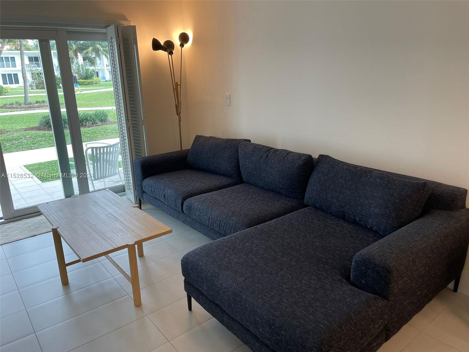 881 Ocean Dr TH8, Key Biscayne, Florida 33149, 2 Bedrooms Bedrooms, ,2 BathroomsBathrooms,Residentiallease,For Rent,881 Ocean Dr TH8,A11528532