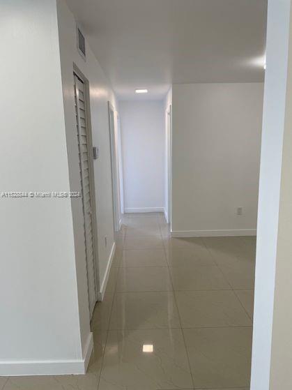 16950 W Dixie Hwy B141 Hwy 141, North Miami Beach, Florida 33160, 2 Bedrooms Bedrooms, ,2 BathroomsBathrooms,Residentiallease,For Rent,16950 W Dixie Hwy B141 Hwy 141,A11528844