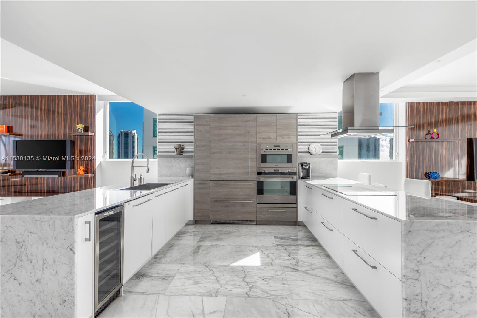 400 Sunny isles blvd 2008, Sunny Isles Beach, Florida 33160, 4 Bedrooms Bedrooms, ,4 BathroomsBathrooms,Residential,For Sale,400 Sunny isles blvd 2008,A11530135