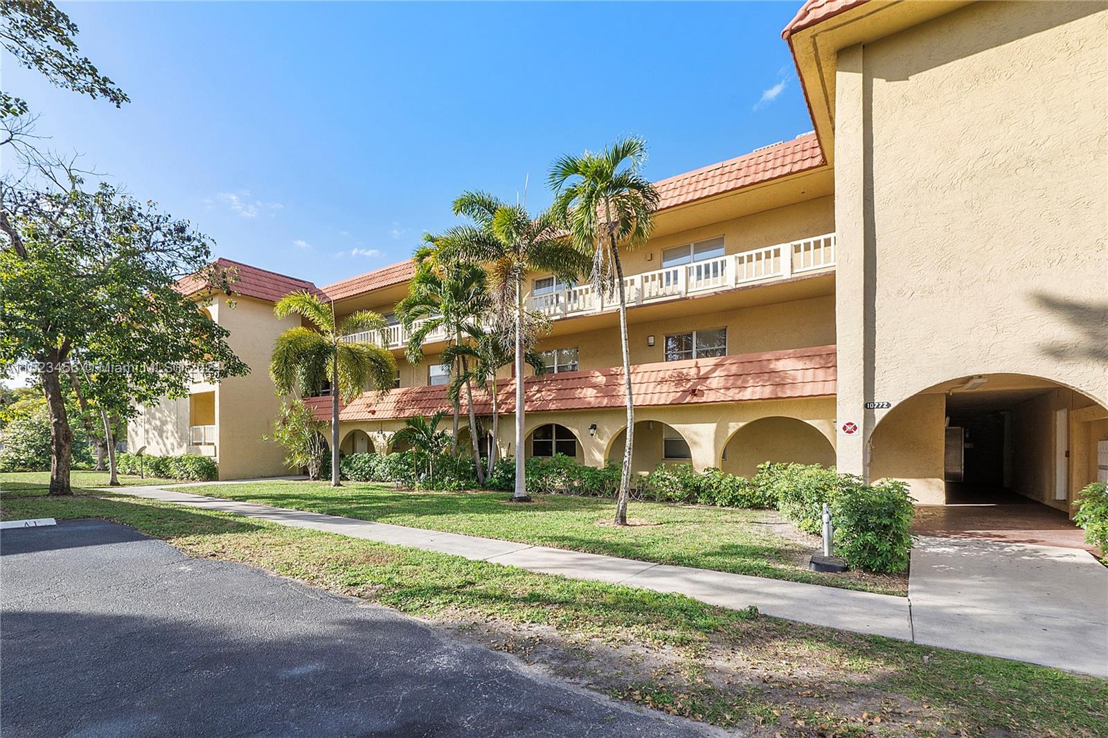 10772 La Placida Dr 7-203, Coral Springs, Florida 33065, 2 Bedrooms Bedrooms, ,2 BathroomsBathrooms,Residential,For Sale,10772 La Placida Dr 7-203,A11523456