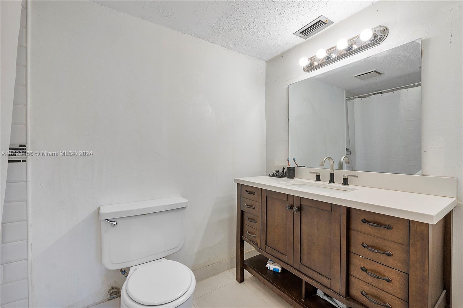 10772 La Placida Dr 7-203, Coral Springs, Florida 33065, 2 Bedrooms Bedrooms, ,2 BathroomsBathrooms,Residential,For Sale,10772 La Placida Dr 7-203,A11523456