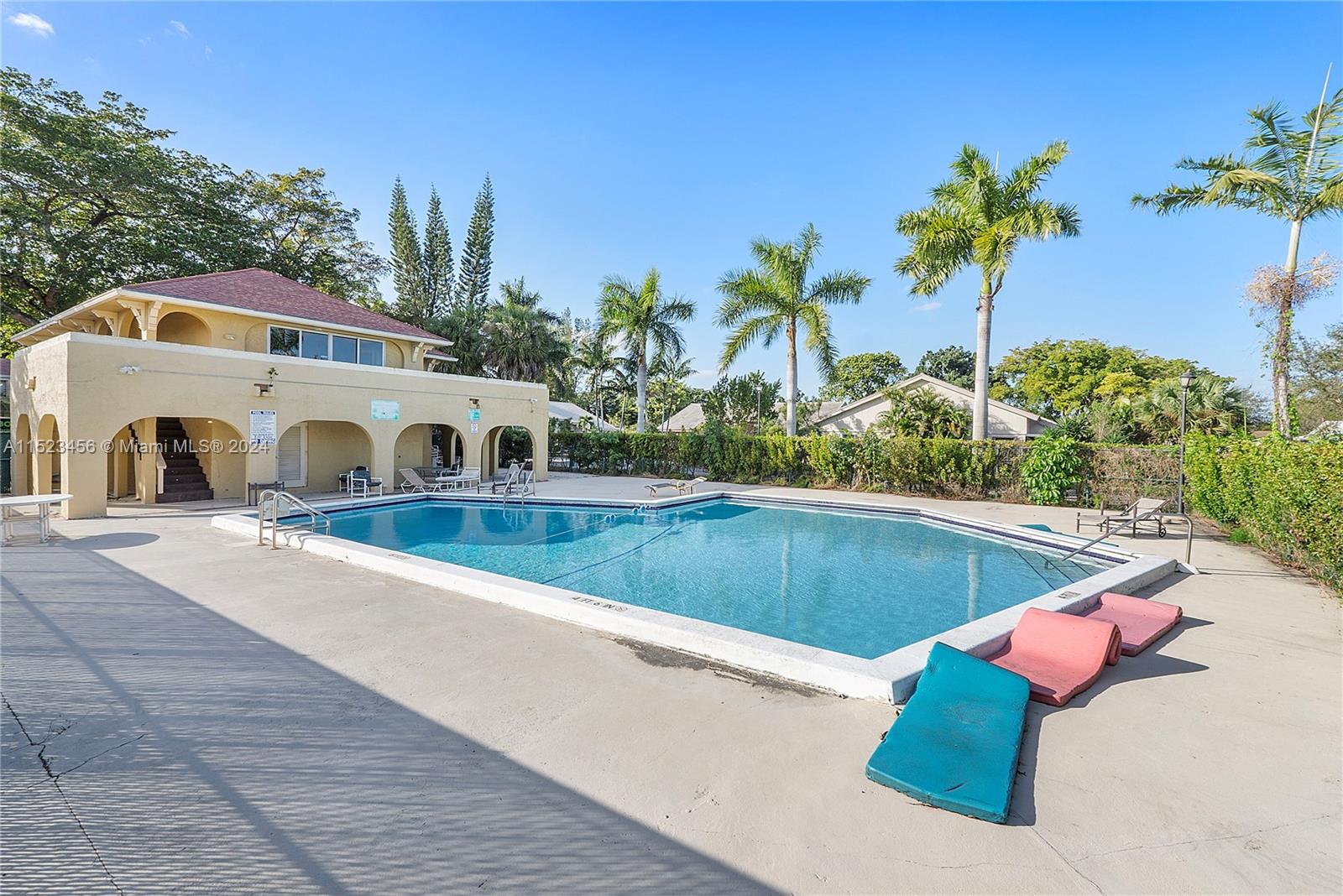 10772 La Placida Dr 7-203, Coral Springs, Florida 33065, 2 Bedrooms Bedrooms, ,2 BathroomsBathrooms,Residential,For Sale,10772 La Placida Dr 7-203,A11523456