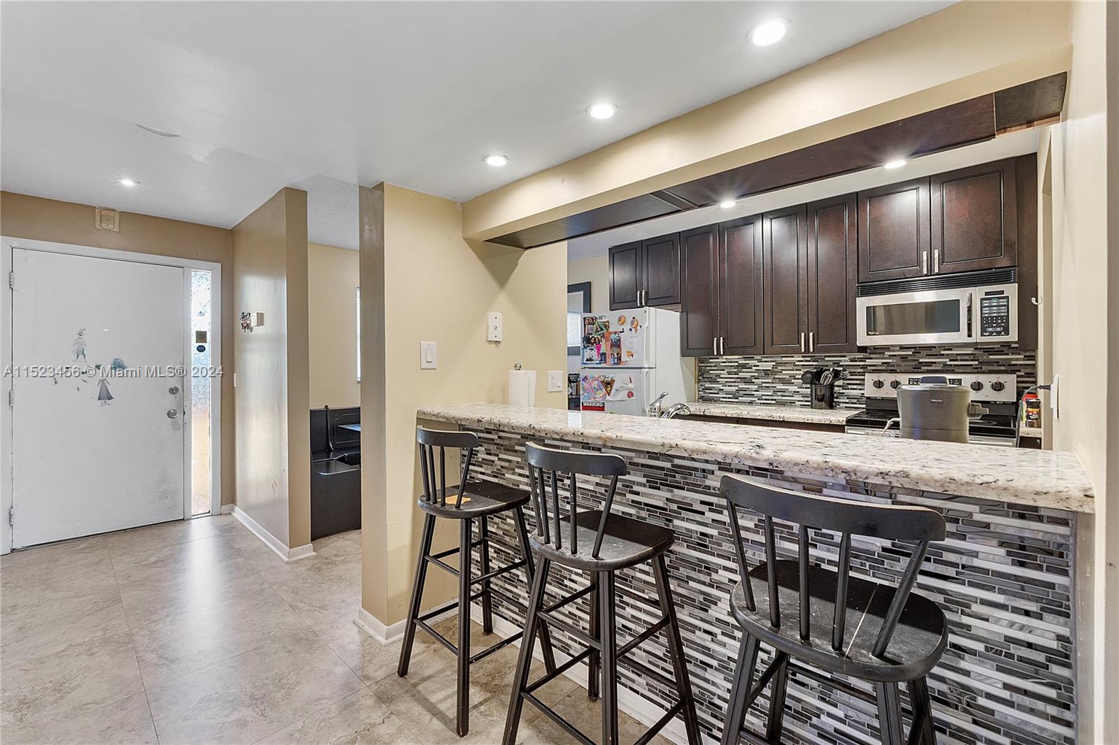 10772 La Placida Dr 7-203, Coral Springs, Florida 33065, 2 Bedrooms Bedrooms, ,2 BathroomsBathrooms,Residential,For Sale,10772 La Placida Dr 7-203,A11523456