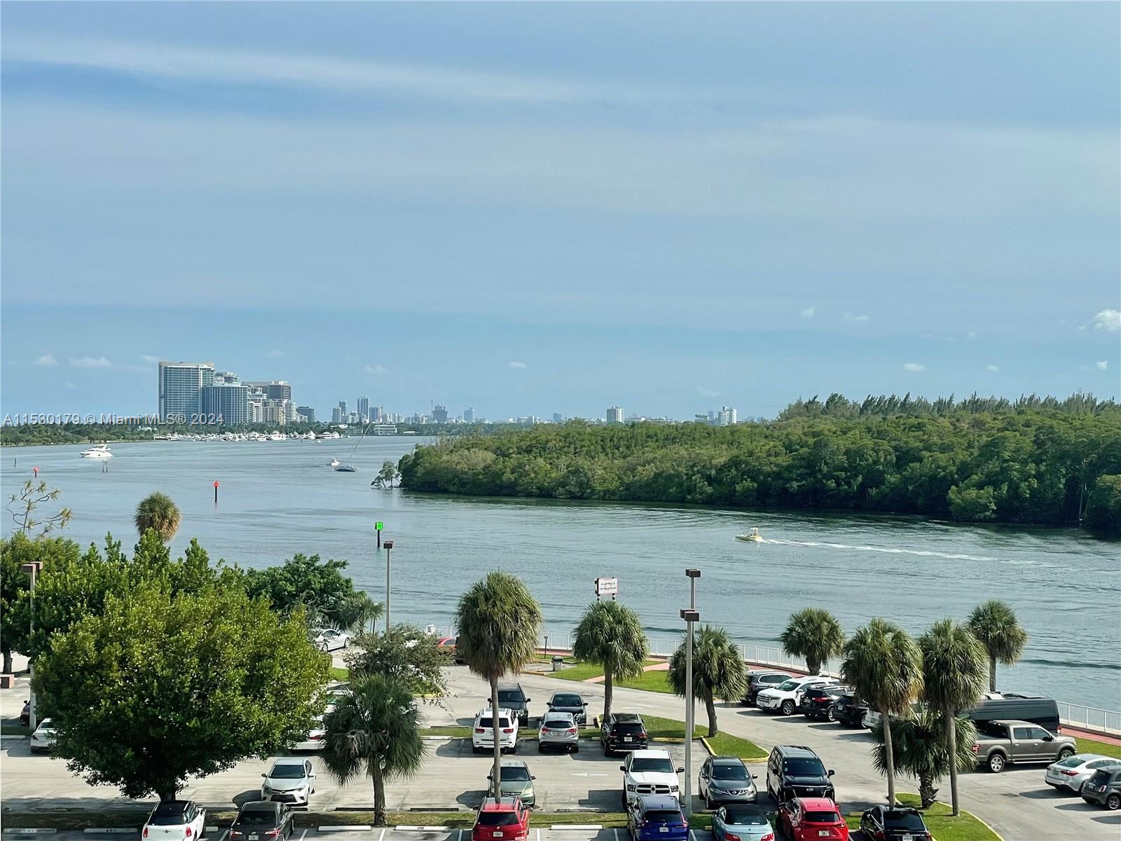 400 Kings Point Dr 510, Sunny Isles Beach, Florida 33160, 2 Bedrooms Bedrooms, ,2 BathroomsBathrooms,Residential,For Sale,400 Kings Point Dr 510,A11530179