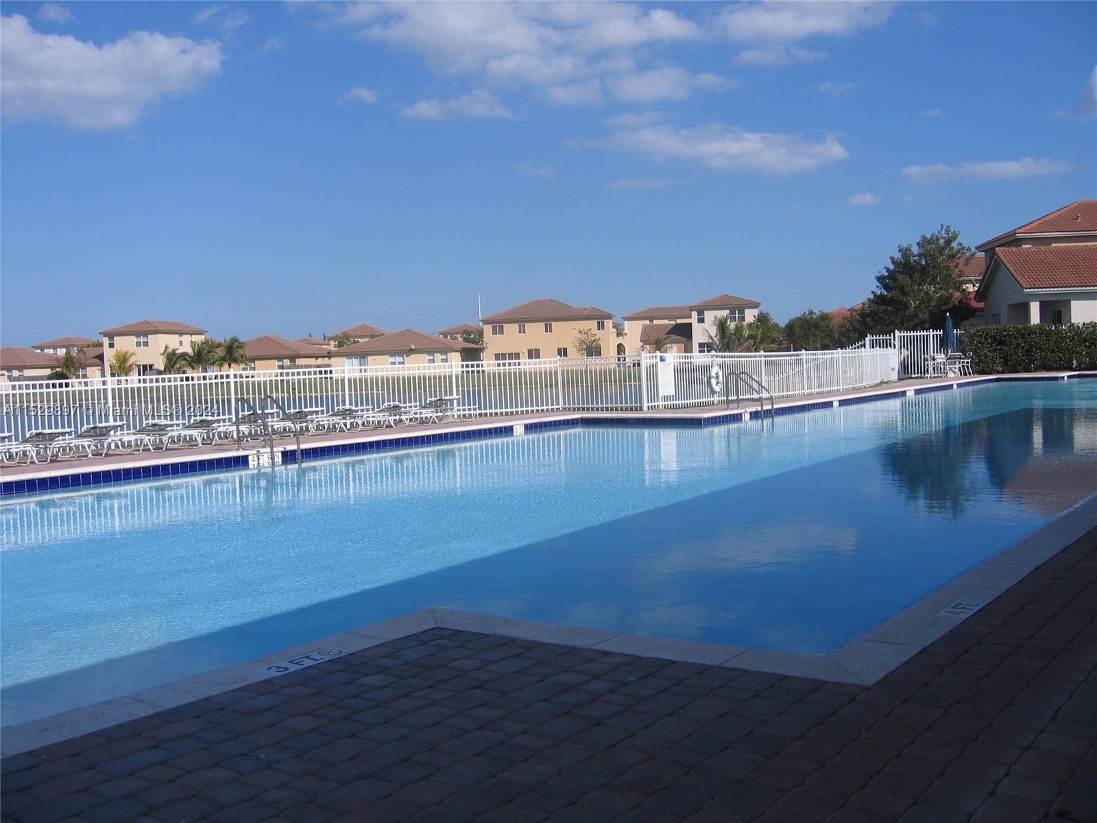 3365 NE 14 DR 201-16, Homestead, Florida 33033, 3 Bedrooms Bedrooms, ,2 BathroomsBathrooms,Residentiallease,For Rent,3365 NE 14 DR 201-16,A11529897