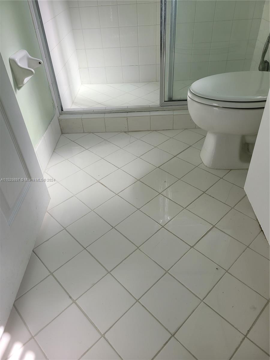 3365 NE 14 DR 201-16, Homestead, Florida 33033, 3 Bedrooms Bedrooms, ,2 BathroomsBathrooms,Residentiallease,For Rent,3365 NE 14 DR 201-16,A11529897