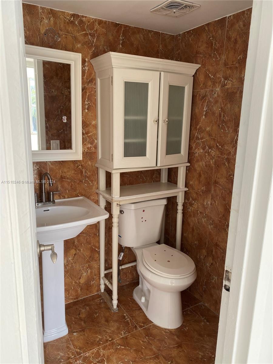 1800 Sans Souci Blvd 233, North Miami, Florida 33181, 1 Bedroom Bedrooms, ,1 BathroomBathrooms,Residential,For Sale,1800 Sans Souci Blvd 233,A11510246