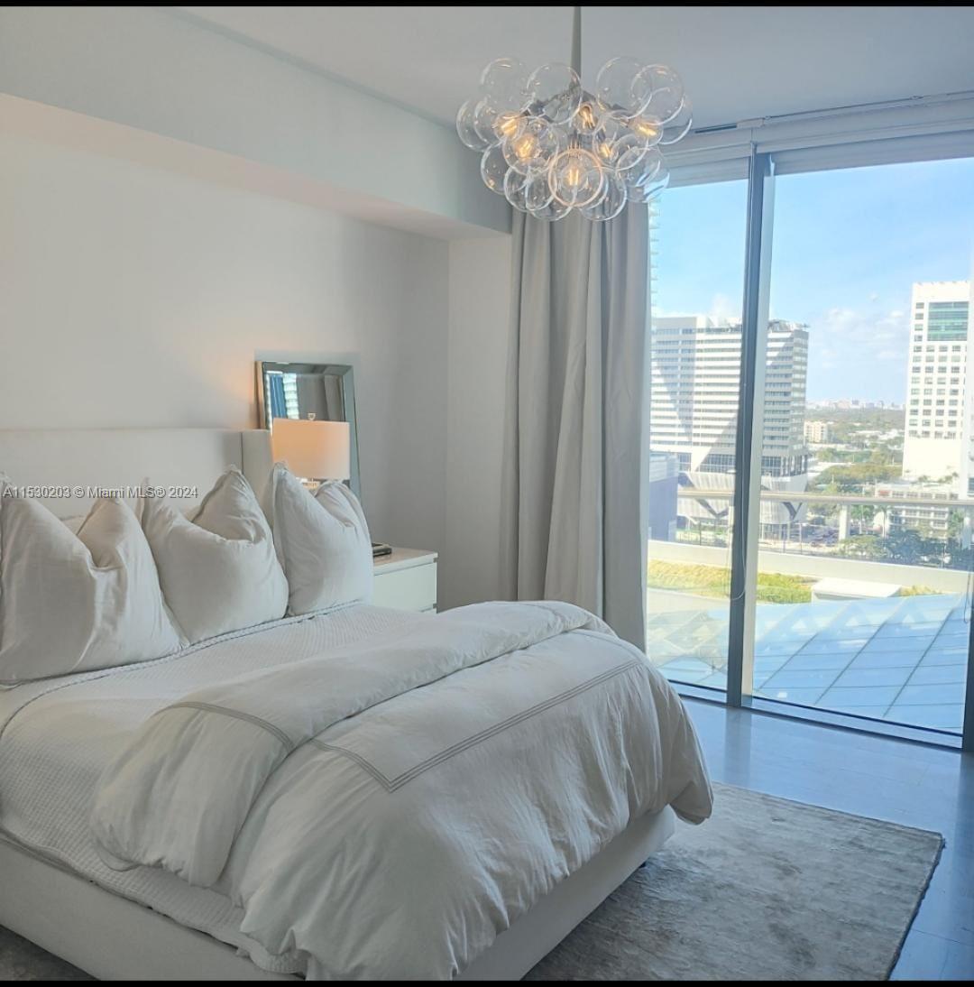 68 SE 6th St 1012, Miami, Florida 33131, 2 Bedrooms Bedrooms, ,2 BathroomsBathrooms,Residential,For Sale,68 SE 6th St 1012,A11530203