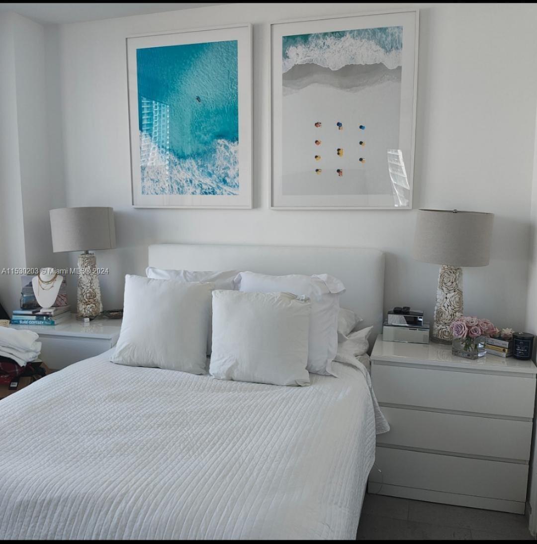 68 SE 6th St 1012, Miami, Florida 33131, 2 Bedrooms Bedrooms, ,2 BathroomsBathrooms,Residential,For Sale,68 SE 6th St 1012,A11530203