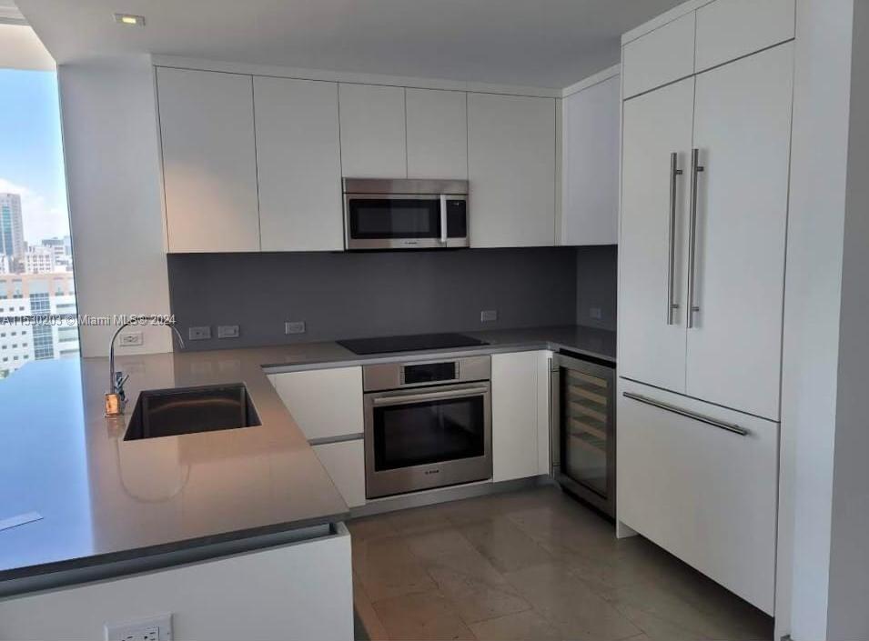 68 SE 6th St 1012, Miami, Florida 33131, 2 Bedrooms Bedrooms, ,2 BathroomsBathrooms,Residential,For Sale,68 SE 6th St 1012,A11530203